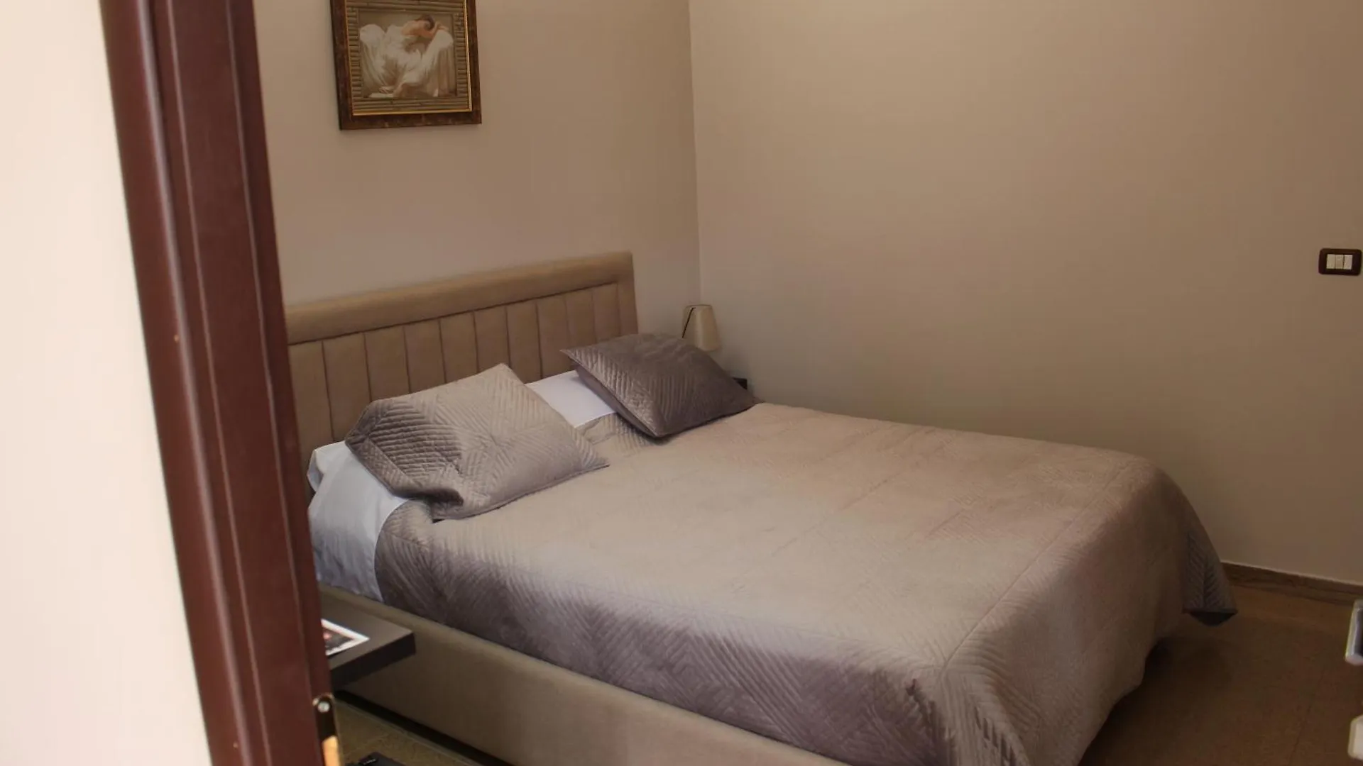 بيت ضيافة Hotel Vila Maledhi بيرات ألبانيا